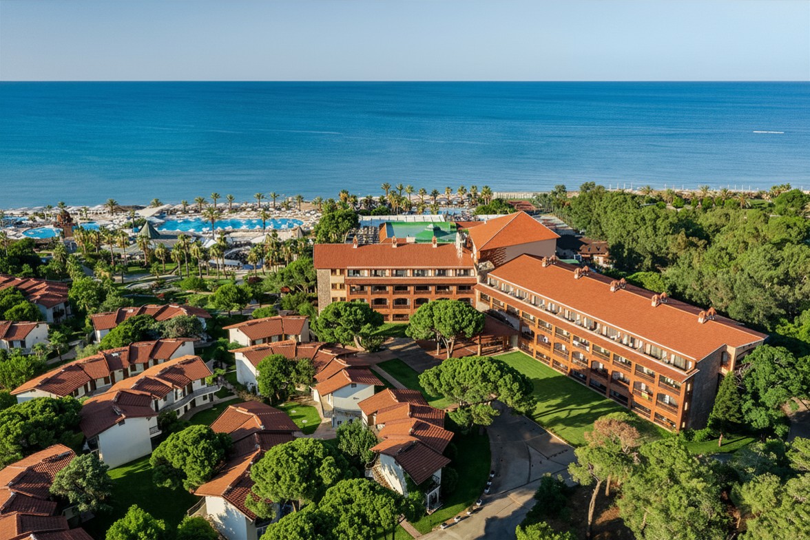 Papillon Belvil Resort & Spa 5★ — семейный отель с аквапарком в Белеке, Турция